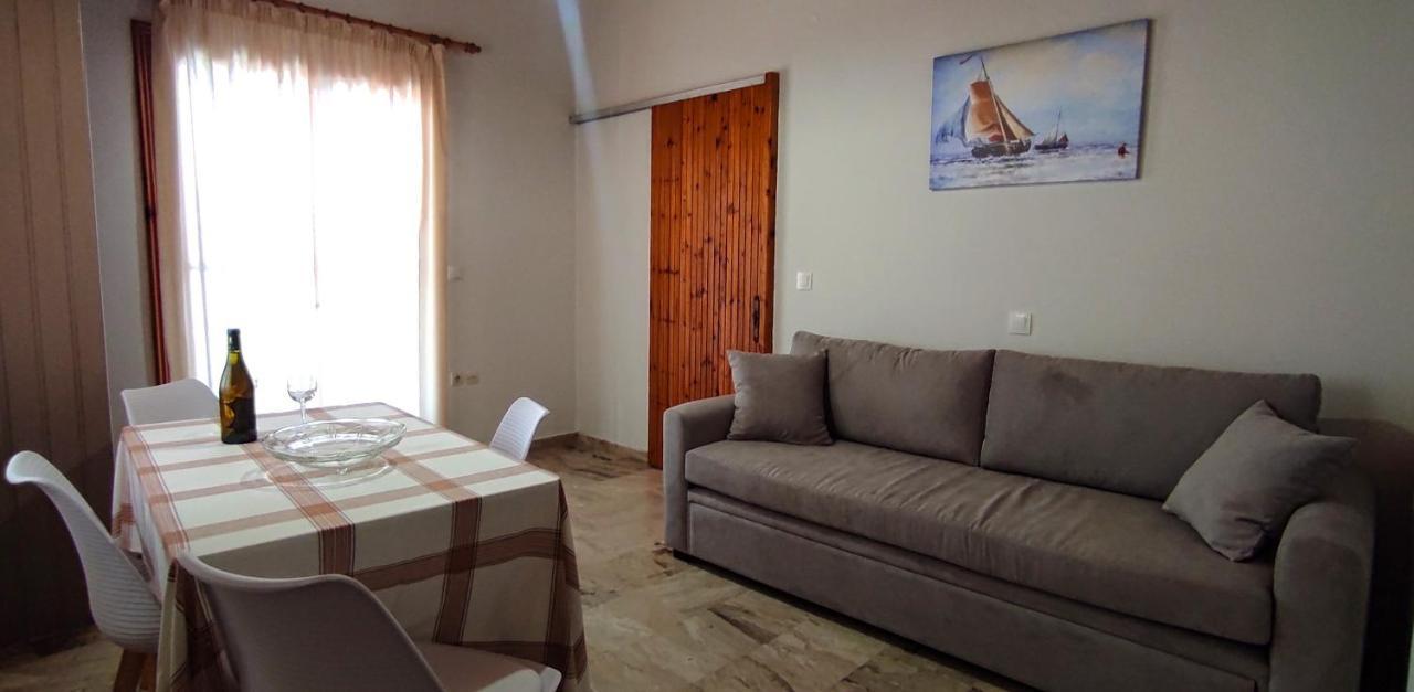 Artaki Beach Comfy Apartment Koroni  Bagian luar foto